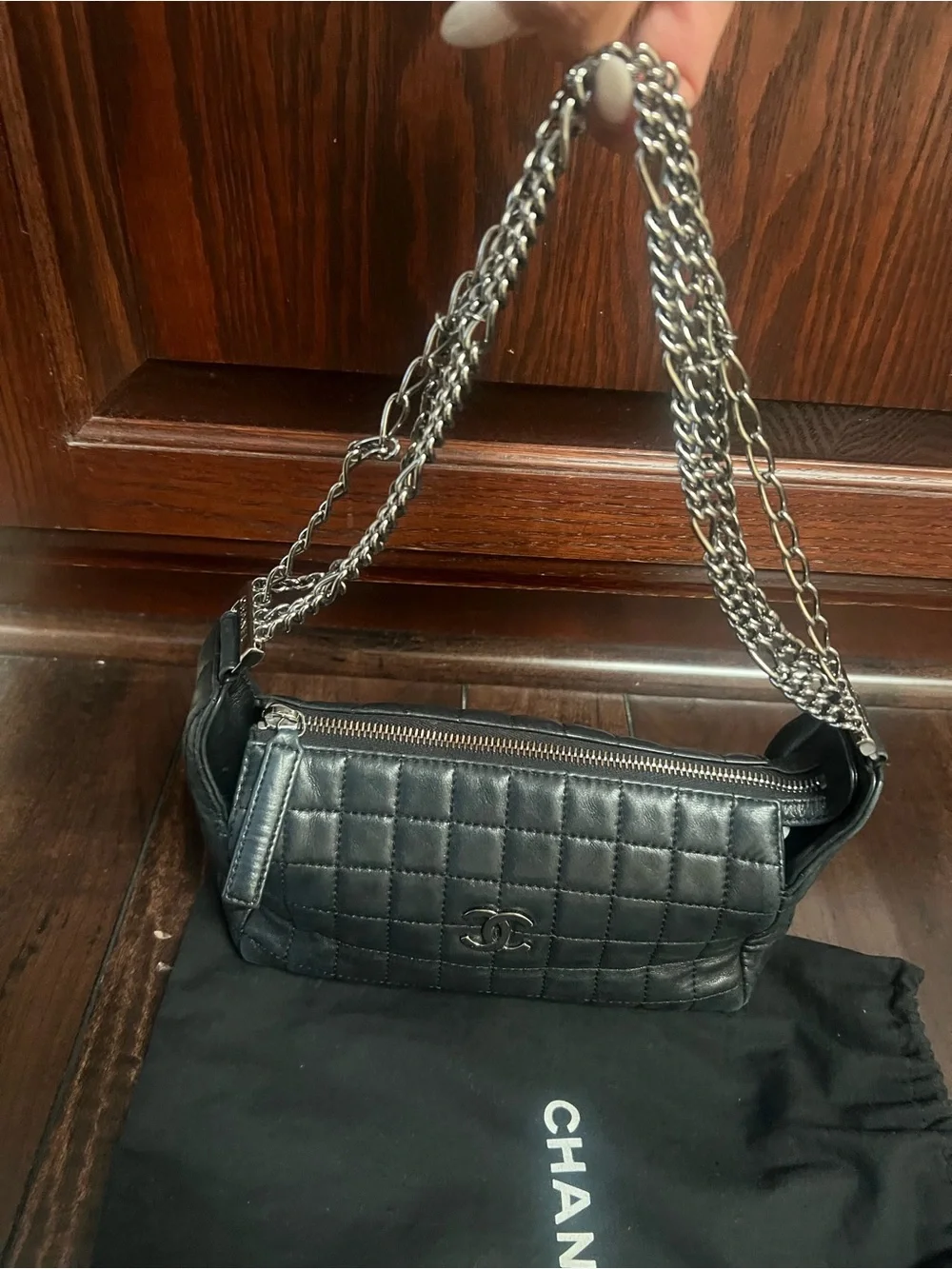CHANEL Black Quilted Leather Shoulder Bag with Chain Strap and CC Logo